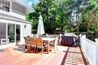 5 Bedrooms! 4 Min to the Beach! HEATED POOL!