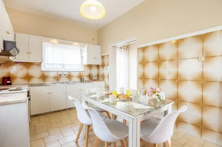 Ortansia House Near the Sea Отели в г. Платаниас