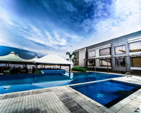 The Gold Beach Resort โรงแรมในดามัน