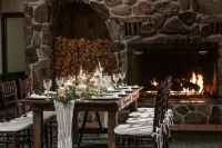 Christmas Farm Inn and Spa - servizio colazione
