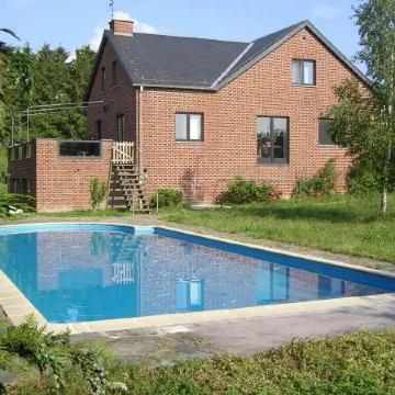 Modern Stay with Hot Tub