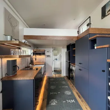 Smiley Creek Lodge