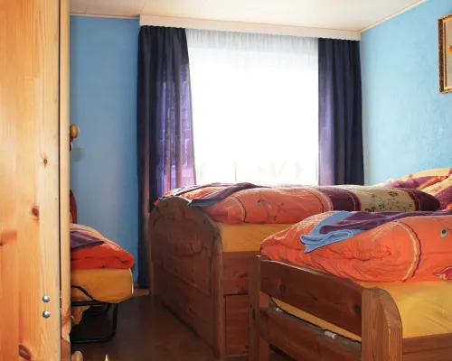 Geräumige Ferienwohnung Mit Garten in Brusow Hotels in Kropelin
