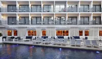 Delamar  -Adults Only (18+) - Romantic