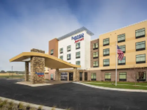 フェアフィールド イン & スイーツ  スーフォールズ エアポート スーフォールズのホテル