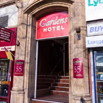The Gardens Hotel Отели рядом с достопримечательностью «Концертный зал O2 Apollo Manchester»