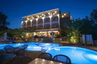 Paradise Lost Hotel-Apartments - de playa