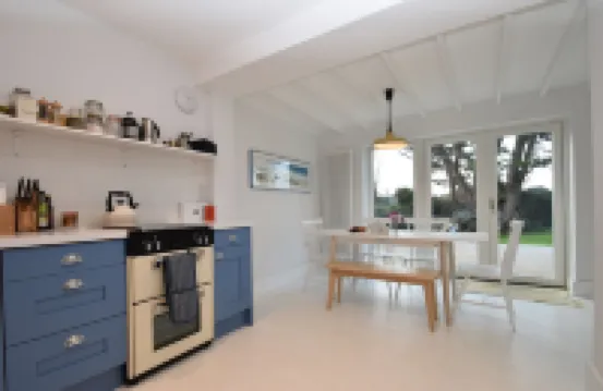 Seaside Retreat - Rye Harbour