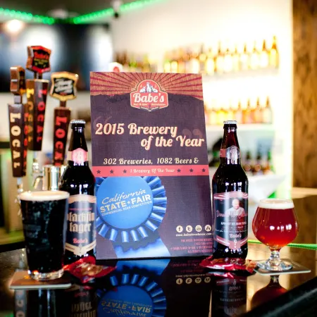 Emerald Inn & Lounge