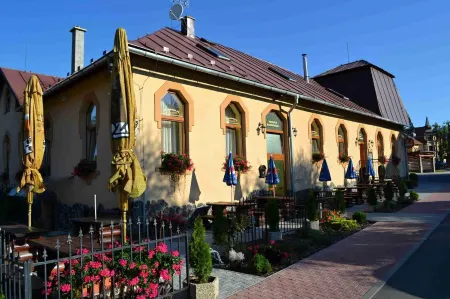 Penzion Manderlak Отели в г. Зуберец