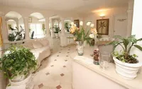 Coco Reef Resort & Spa - spa