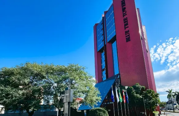 儒萬維爾藍樹塔酒店