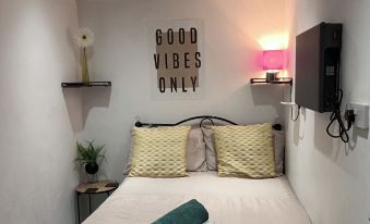 Le Hub - 1Br Apartment - Sleeps 2 - WiFi