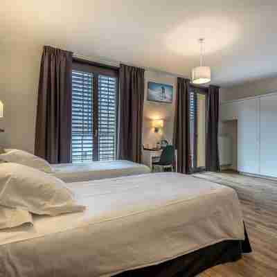 HOTEL LE MARINTAN Rooms