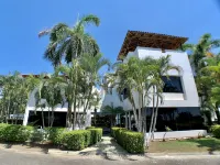 Classy Beachfront Home with Private Pool - Hermosa Palms 110 - Apartments
