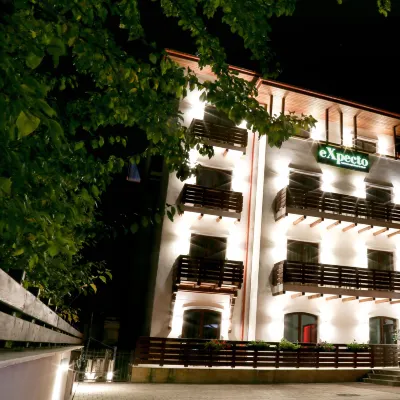 Expecto Apartments Hotels in Tesila