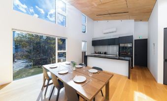 Wadano Hill Chalet by Hhg