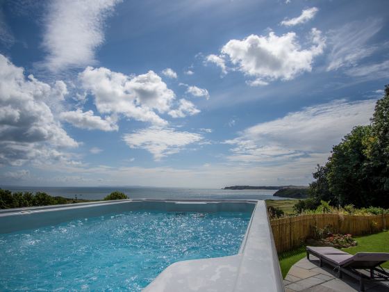 Penally Manor - Luxurious Manor House - Tenby