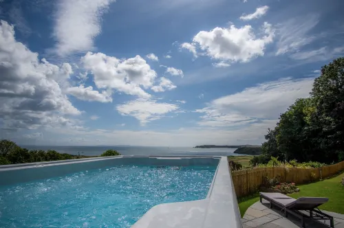 Penally Manor - Luxurious Manor House - Tenby Hotels in Penally