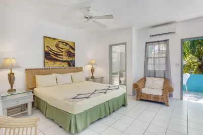 Edwards Guesthouse Hotels near Rendezvous Bay Beach