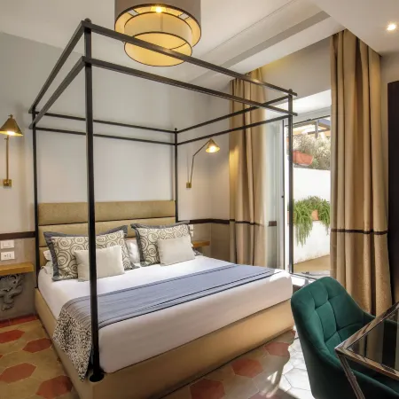 Flâneur Suites Corso Отели рядом с достопримечательностью «Улица Виа-Маргутта»