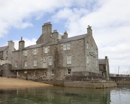 ザ クイーンズ ホテル ラーウィックのホテル