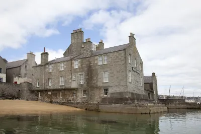 Queens Hotel Hotels near Old Scatness