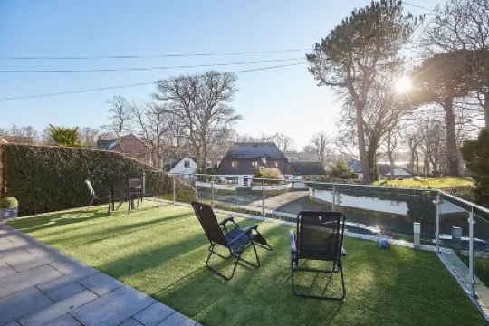 Host & Stay - the Chimneys