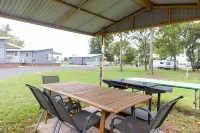 Coonamble Riverside Caravan Park Hotel a Coonamble