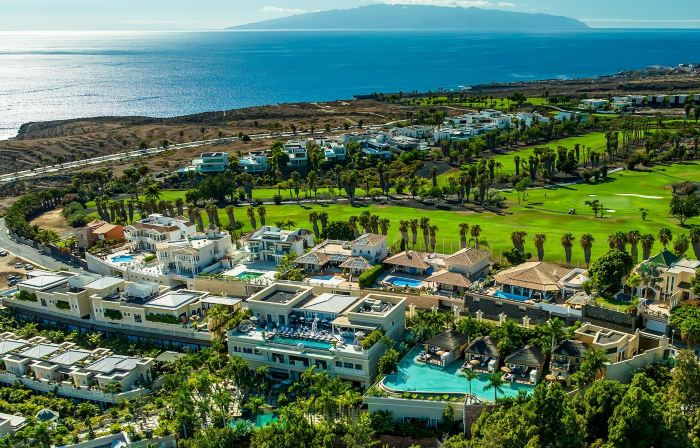 Royal River, Luxury Hotel