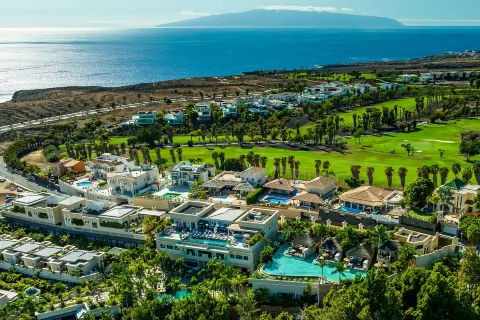 Royal River, Luxury Hotel