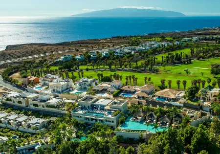 Royal River, Luxury Hotel Отели в г. Comarca de Isora