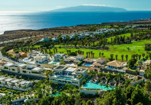 Royal River, Luxury Hotel