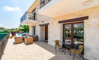 Villa Nikolina - 5 En-Suite Bedrooms