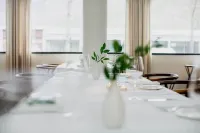 Lindstrøm Hotel - Breakfast