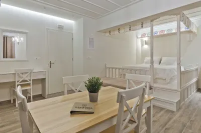 Posidonia Luxury Suites Hotel di Karpathos
