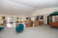 Cedar Motor Inn Hotels in Marquette