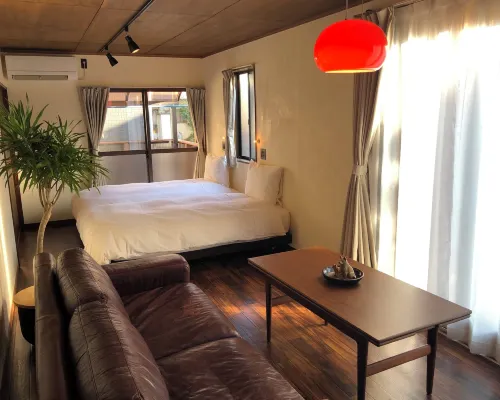 Inu to Umibe Hotels near Sumiyoshi Bridge