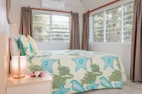 Lagoon Breeze Villas Hotels in Arorangi