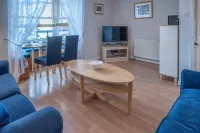 Starfish Apartment - 2 Bedroom Apartment - Tenby