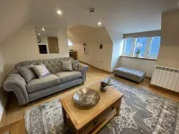 Waverley Inn Apartments - Apartments