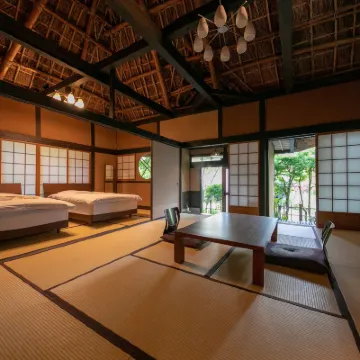 湯布院布袋屋日式旅館 鄰近狹霧台展望台的酒店