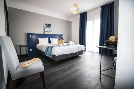 Hôtel Bel Azur Six-Fours-Les-Plages Отели рядом с достопримечательностью «Parc Aventure de la Coudou»