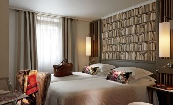 Hotel America