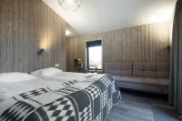 Arnarstapi Cottages Hotels in Hellnar