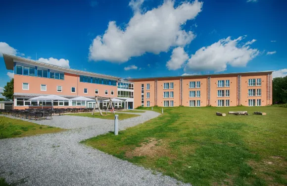 於利希布肯霍夫公園胡法酒店