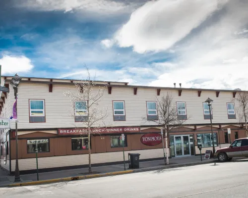 Edgewater Hotel Hotels in Whitehorse