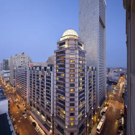 Hilton San Francisco Union Square Отели рядом с достопримечательностью «Театр Керрана»