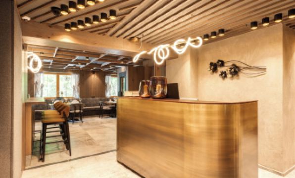 Hotel Enzian Paznaun