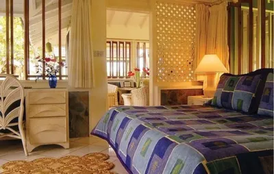 Young Island Resort Hotels near Barefoot Yacht Charters